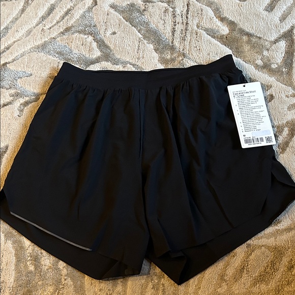 Men’s Lulu Fast and Free Athletic Shorts - Picture 2 of 3